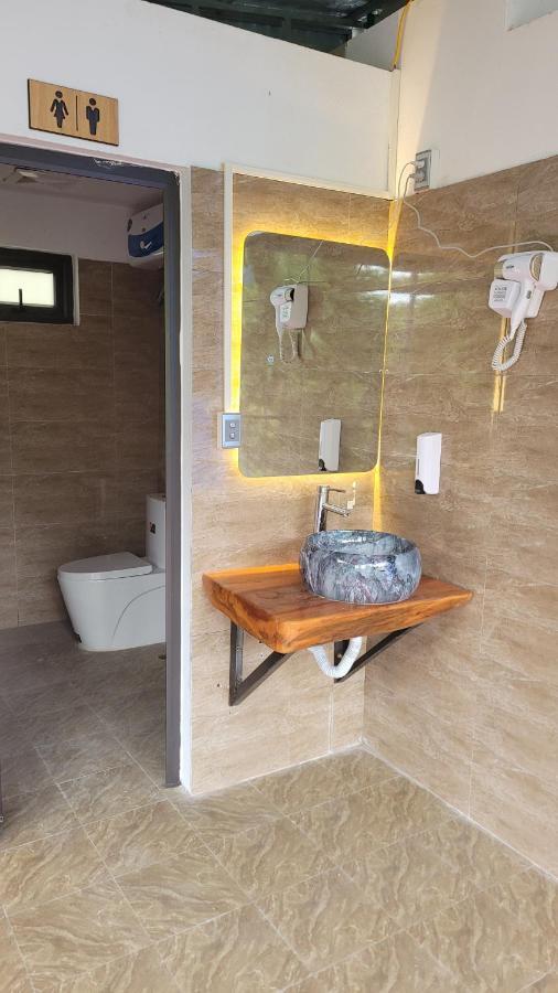 Felila Hostel & Tours Ha Giang Bagian luar foto
