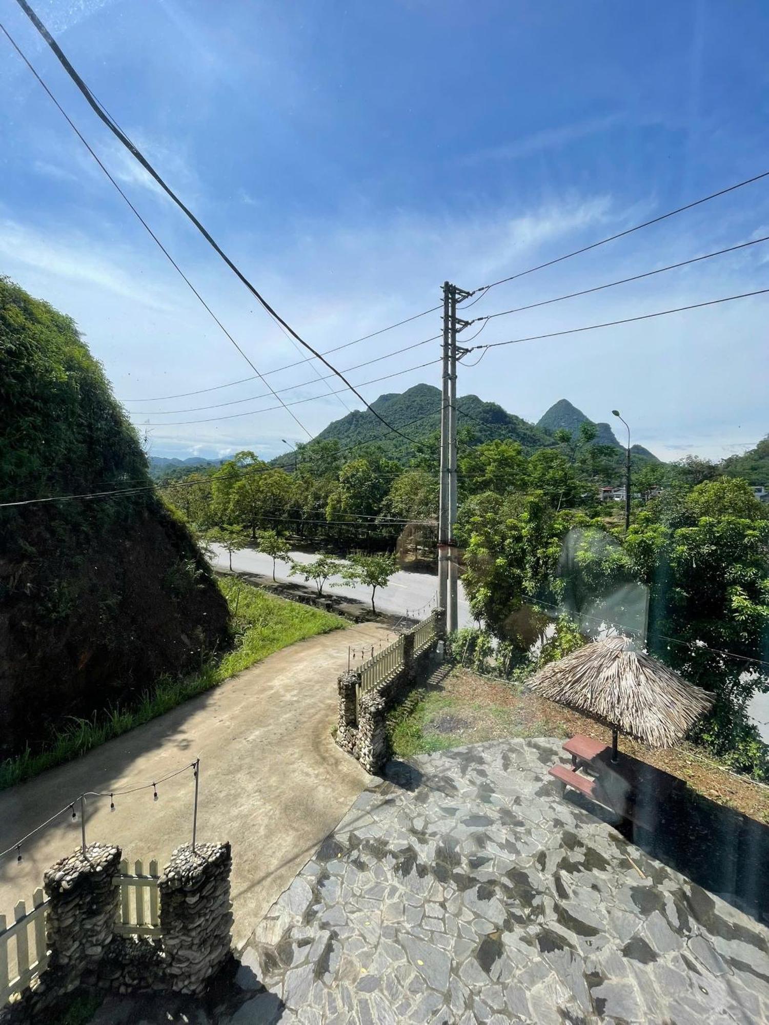 Felila Hostel & Tours Ha Giang Bagian luar foto